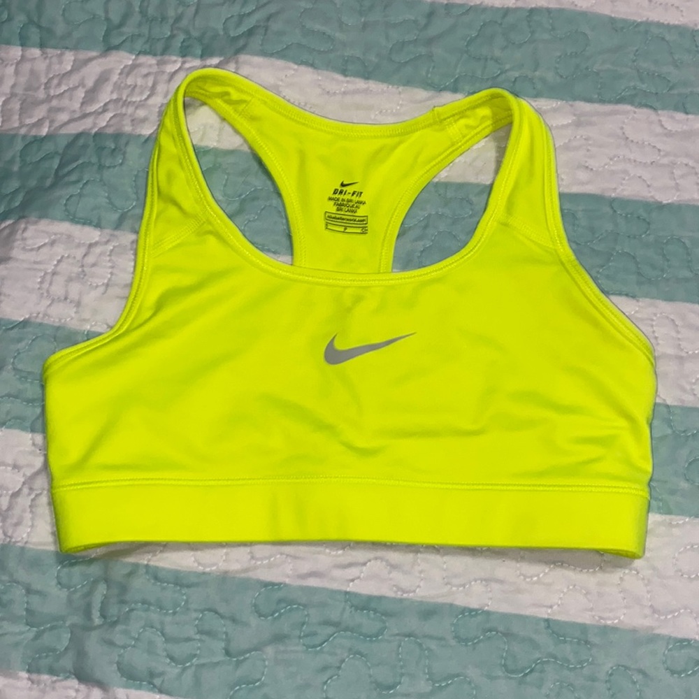 NWOT Nike Sports Bra